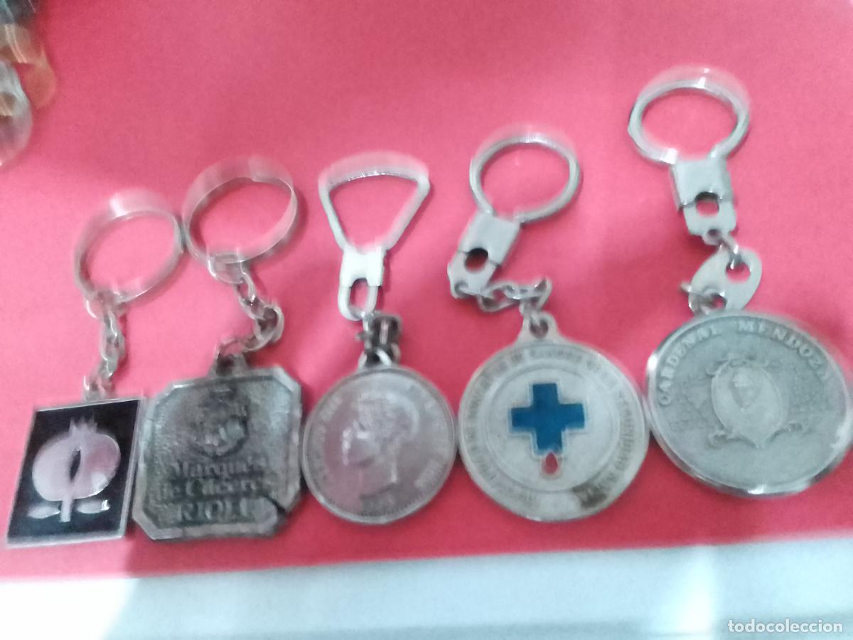 Coleccionismo de llaveros: LLAVEROS DIFERENTES DE MARCAS Y FUTBOL