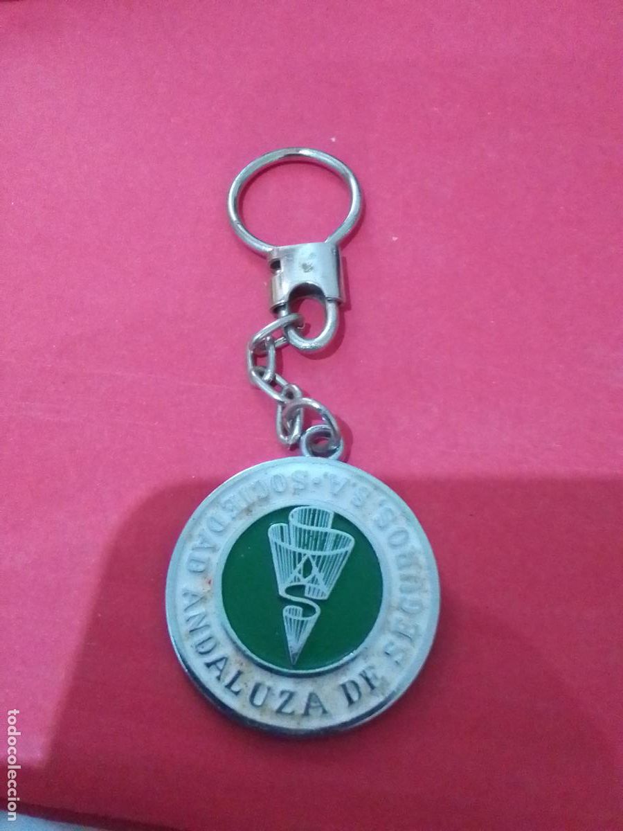 Coleccionismo de llaveros: LLAVEROS DIFERENTES DE MARCAS Y FUTBOL