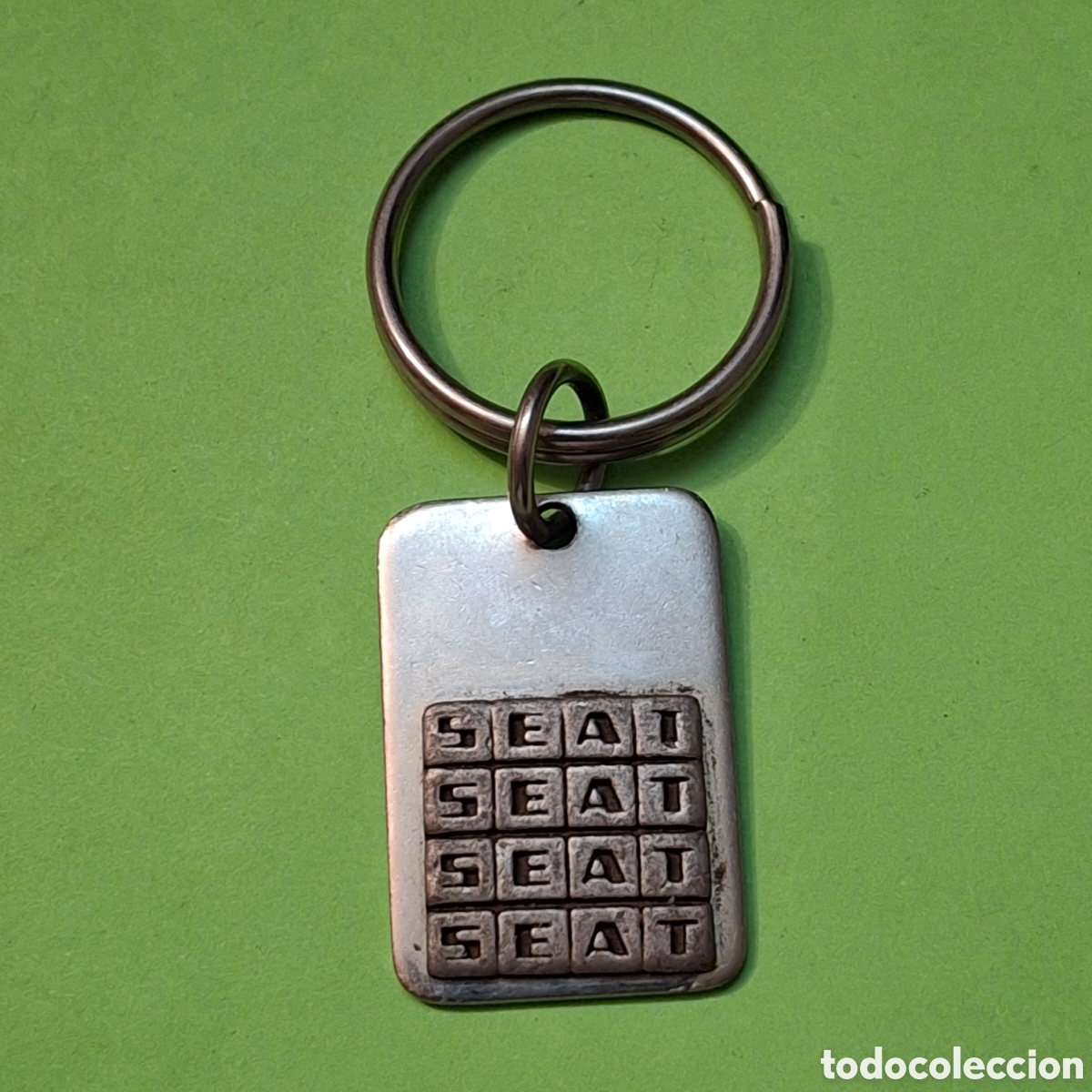 Coleccionismo de llaveros: SEAT - LLAVERO ANTIGUO - TEMATICA MOTOR AUTOMOVIL COCHE