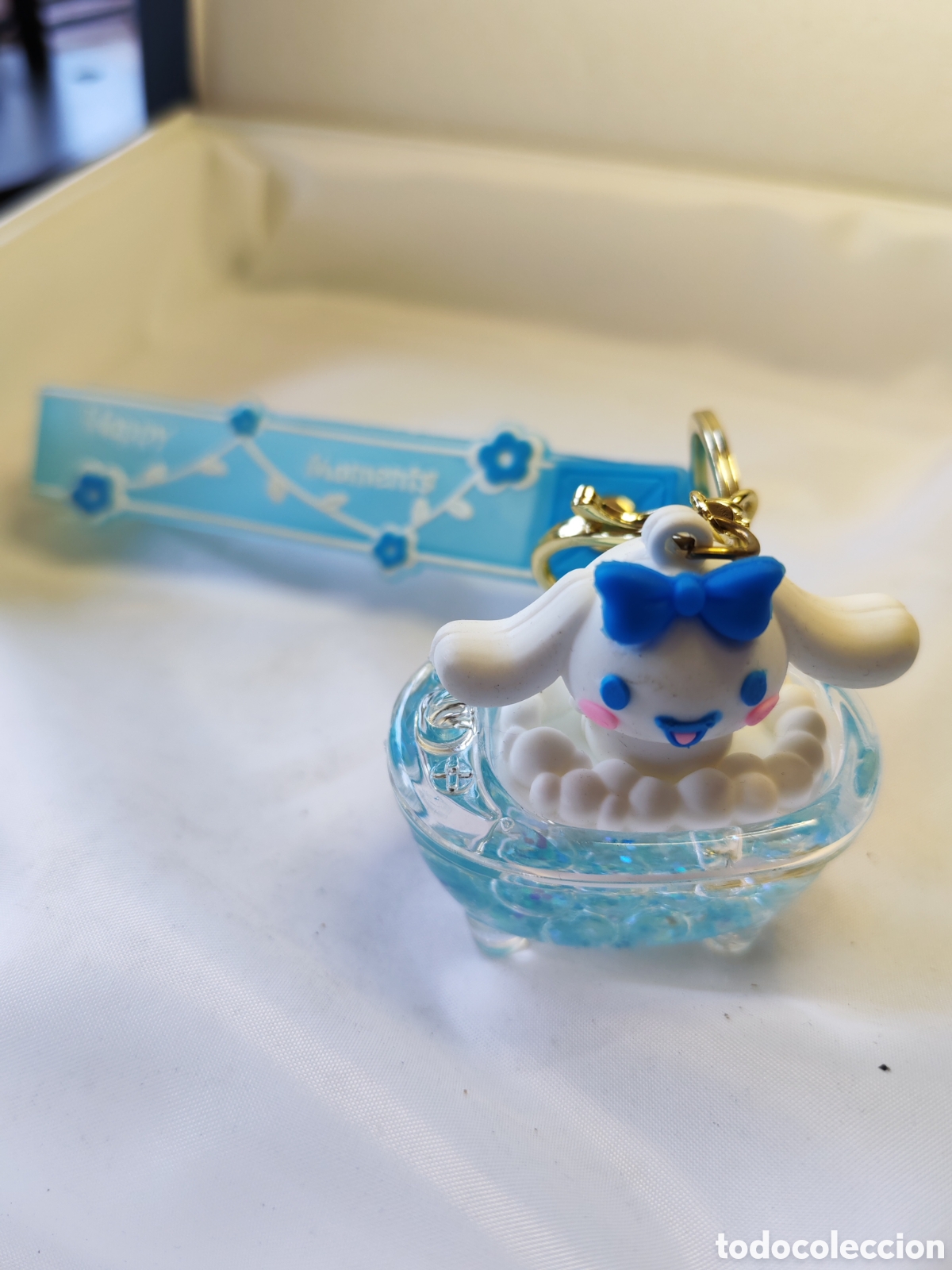 Coleccionismo de llaveros: Llaveros Cinnamoroll ba&ntilde;o burbujas y Love. Sanrio