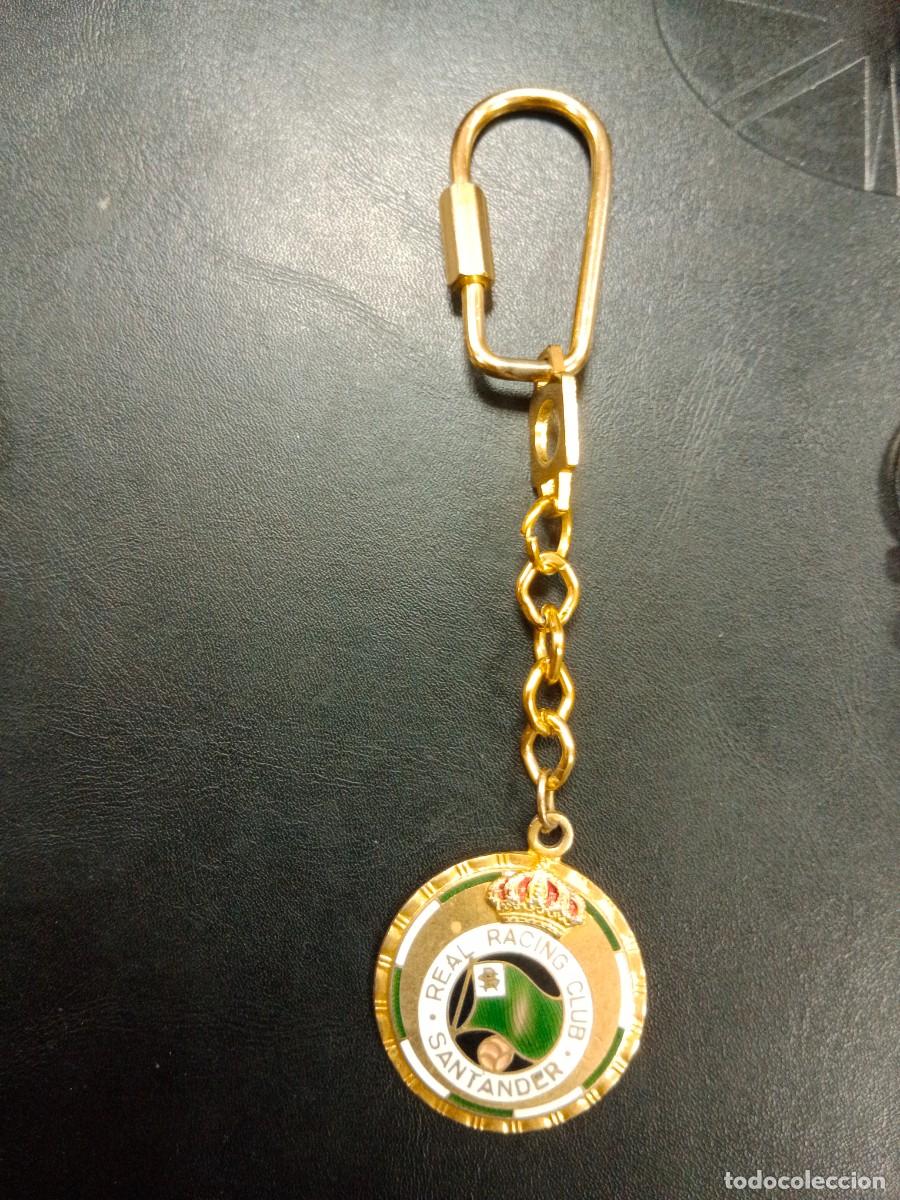 Coleccionismo de llaveros: ANTIGUO LLAVERO A&Ntilde;OS 70/80 - RACING DE SANTANDER CF - ESMALTADO