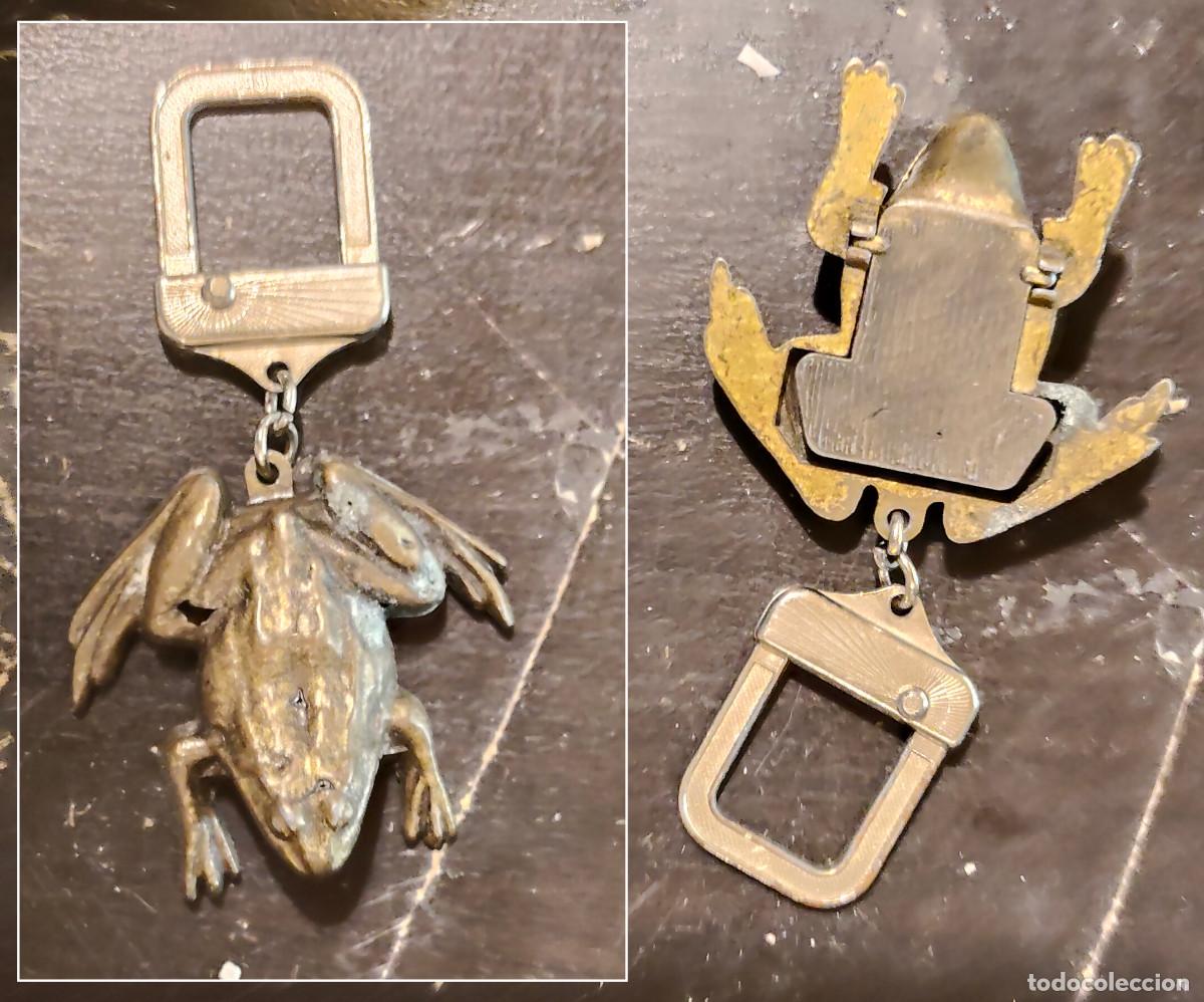 Coleccionismo de llaveros: Llavero rana que croa. Metal. Vintage