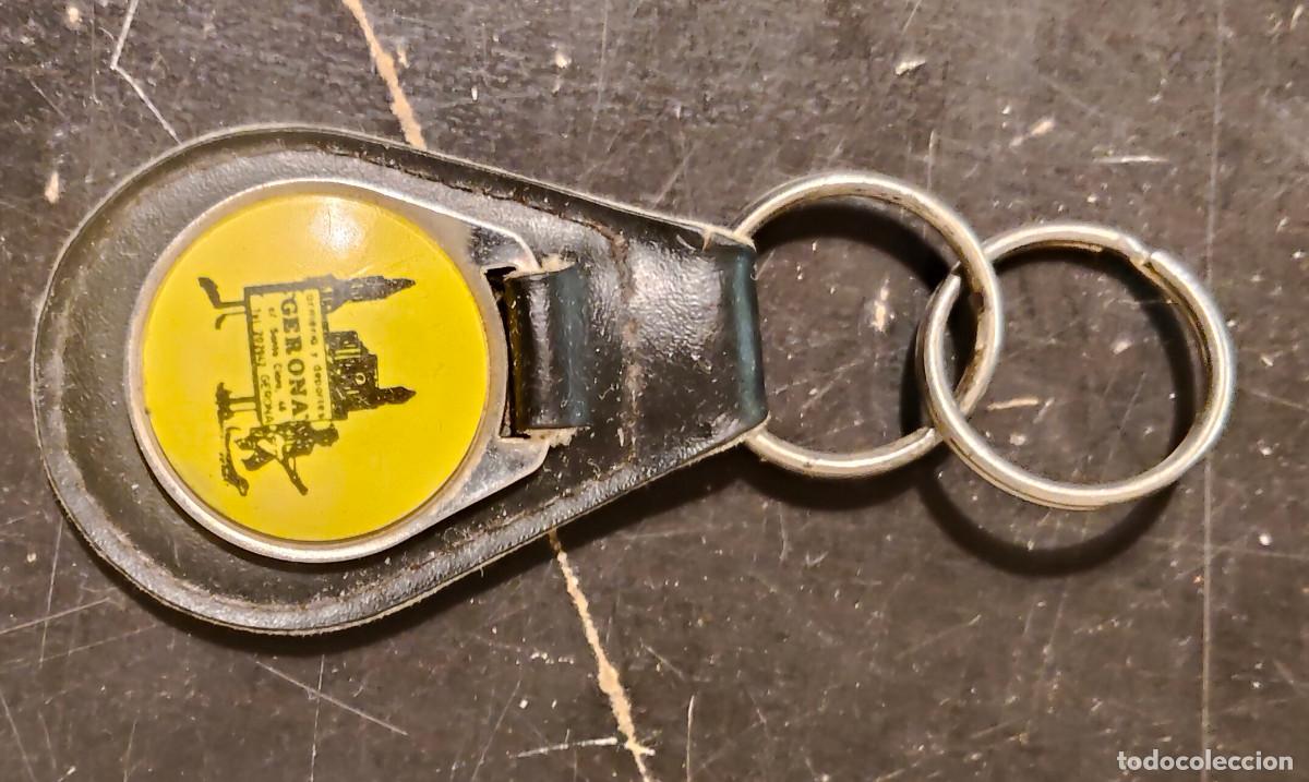 Coleccionismo de llaveros: LLAVERO gerona - metal y cuero - antiguo clasico vintage