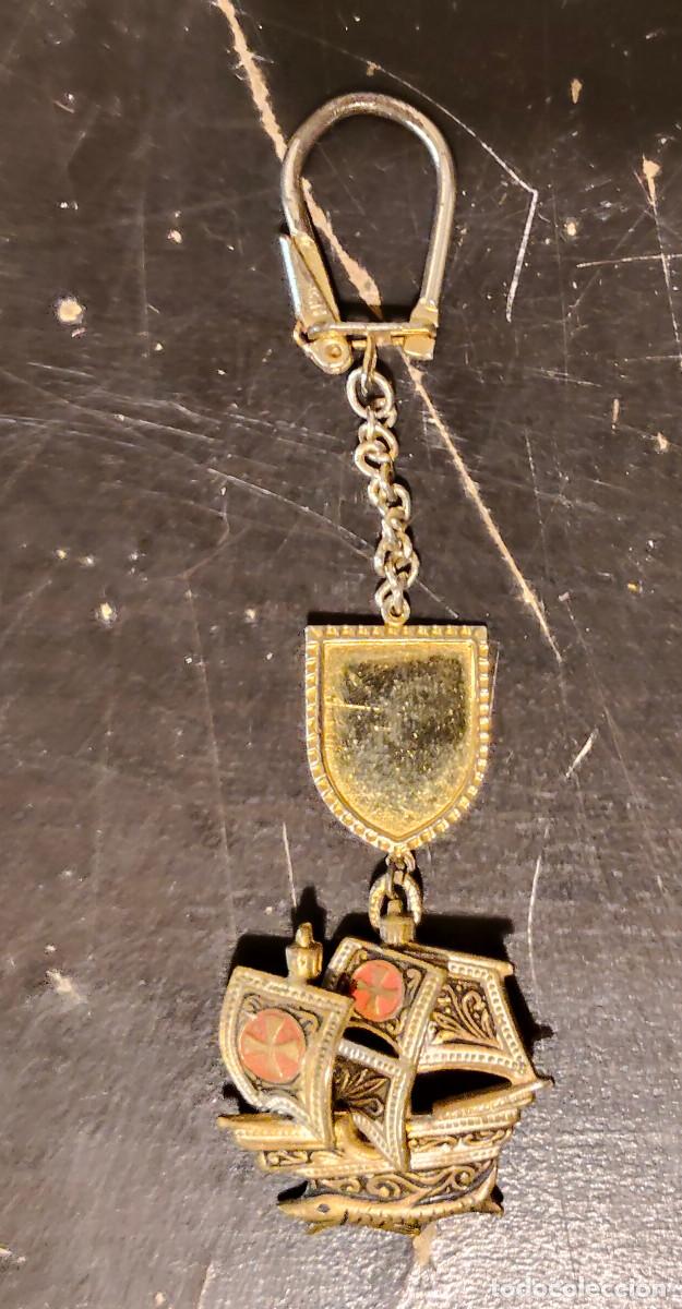 Coleccionismo de llaveros: ANTIGUO Y PRECIOSO LLAVERO - BARCO DE METAL &iquest; COBRE ? - EMBARCACI&Oacute;N ANTIGUA CON CRUZ EN VELAS