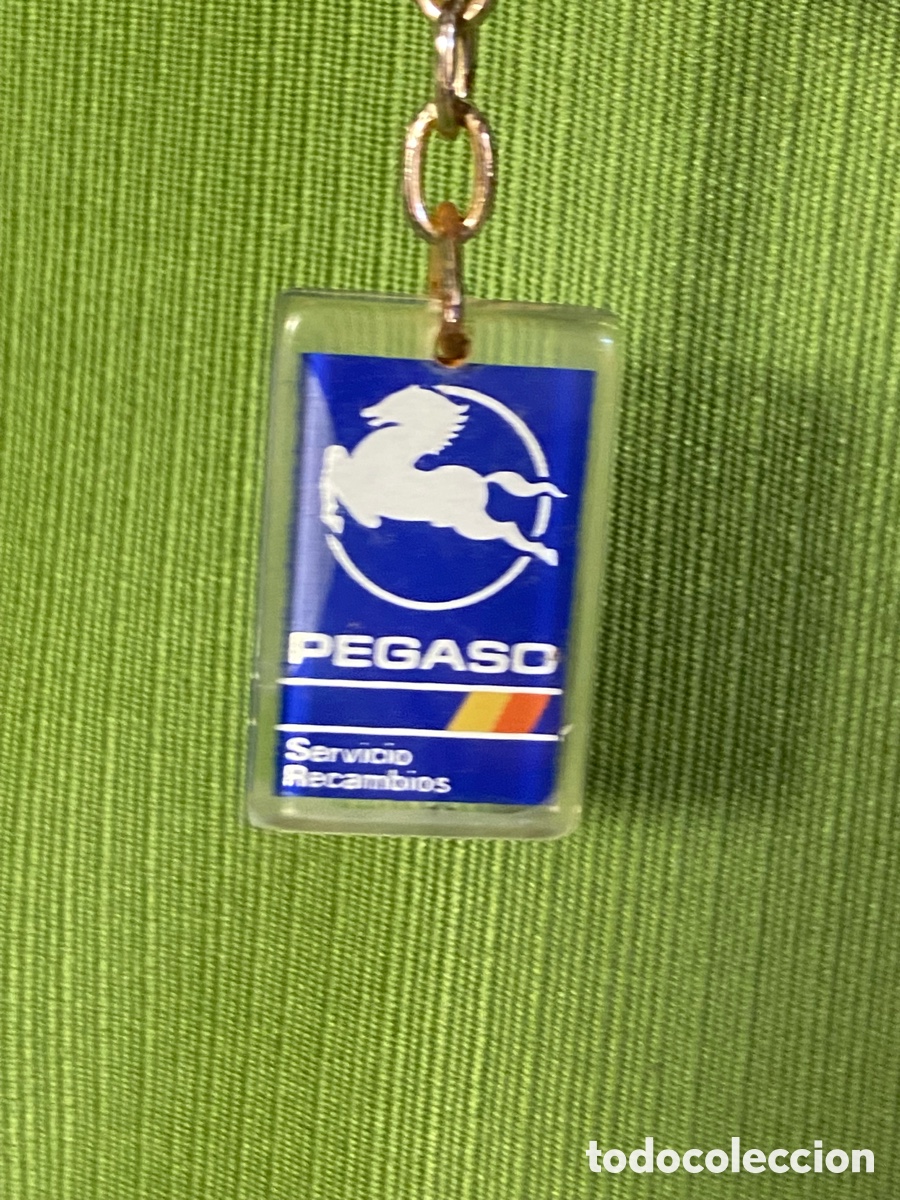 Coleccionismo de llaveros: Llavero servicio recambios Pegaso. - Foto 4