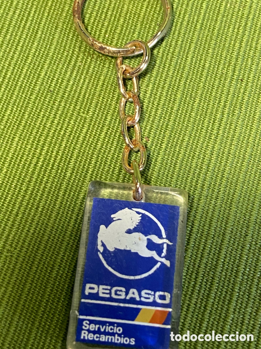 Coleccionismo de llaveros: Llavero servicio recambios Pegaso. - Foto 10