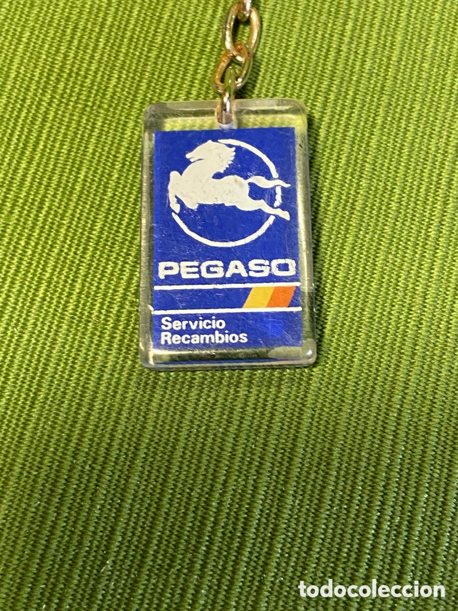 Coleccionismo de llaveros: Llavero servicio recambios Pegaso. - Foto 1