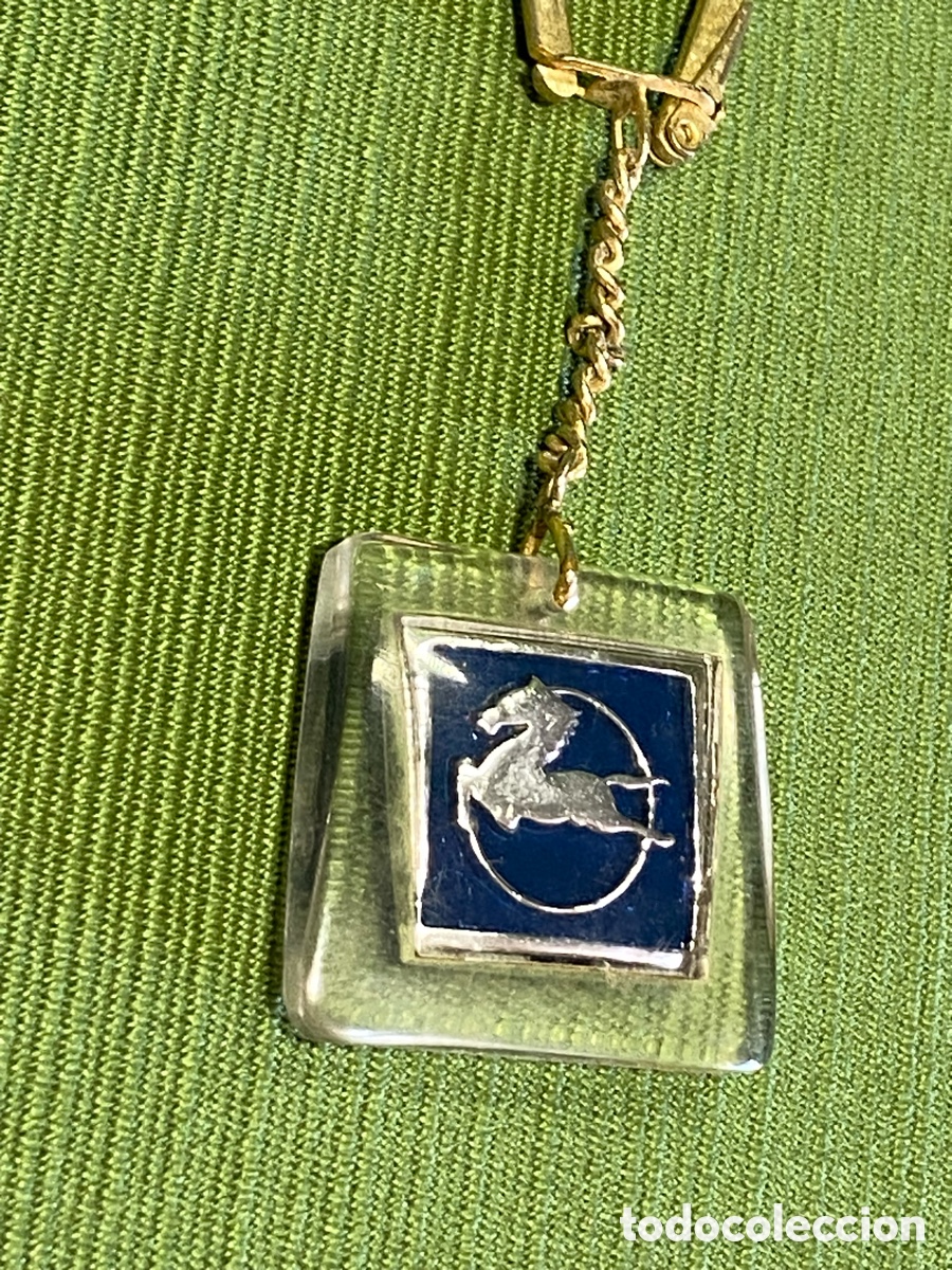 Coleccionismo de llaveros: Bonito llavero Pegaso. - Foto 4
