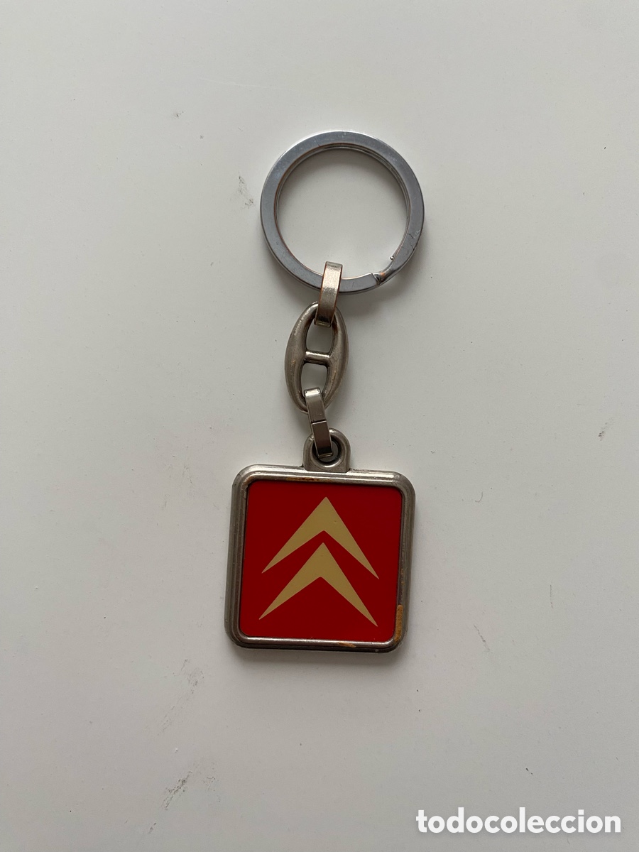 Coleccionismo de llaveros: Llavero Citro&euml;n. Concesionario Carri&oacute;n S.A. Valladolid. Met&aacute;lico. A&ntilde;os 80/90