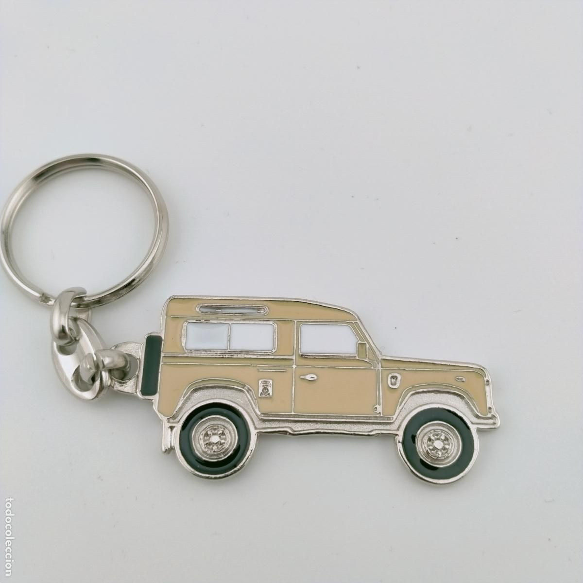 Sammlung von Schl&uuml;sselanh&auml;ngern: llavero land rover defender corto beige
