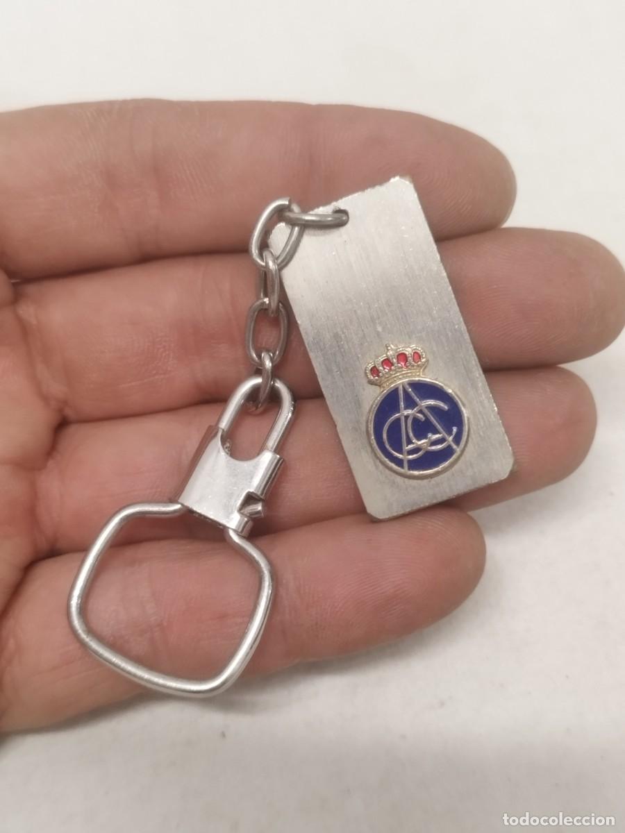 Coleccionismo de llaveros: Antiguo llavero del real autom&oacute;vil club de Catalu&ntilde;a.