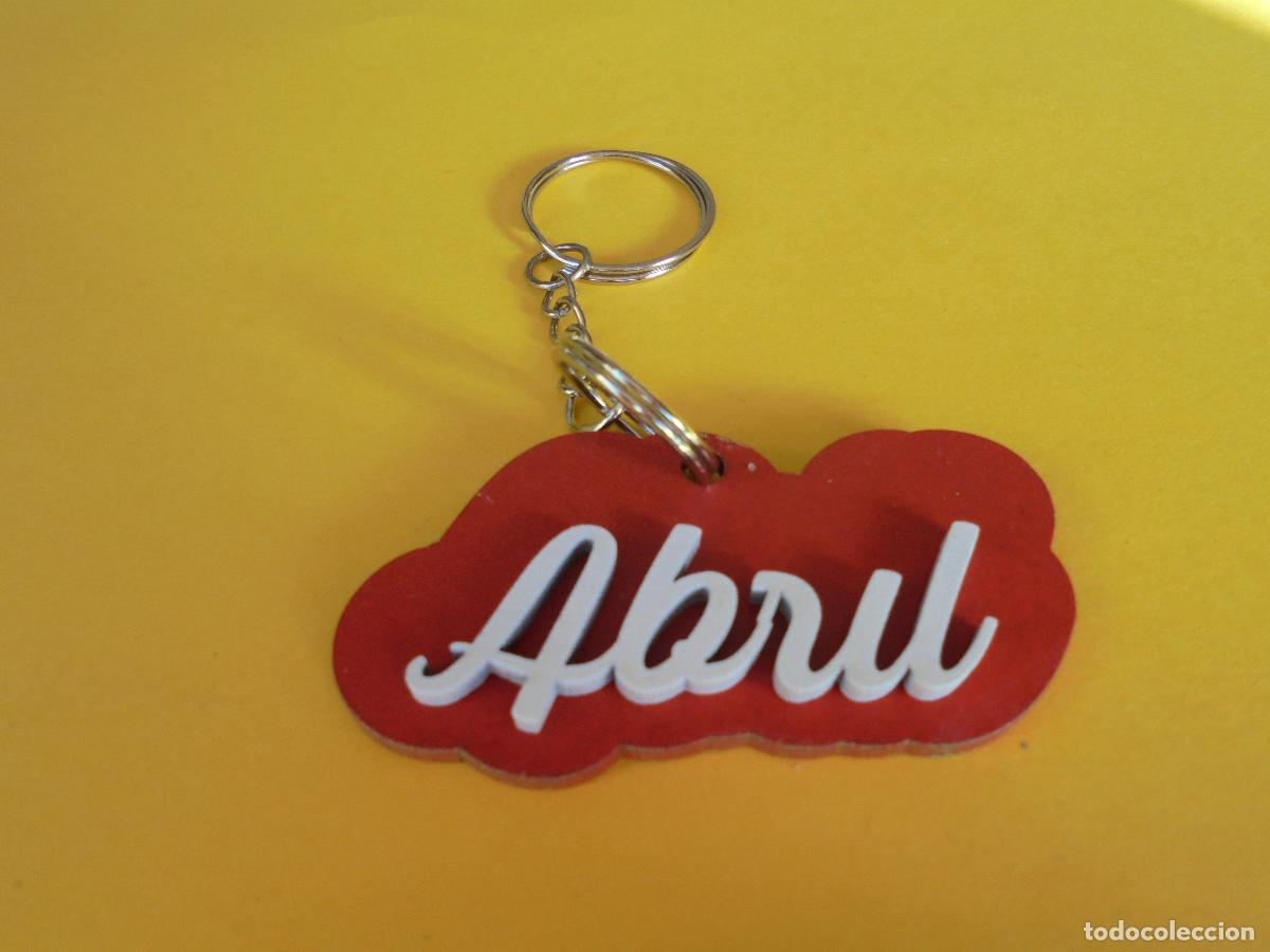 Coleccionismo de llaveros: LLAVERO PERSONALIZADO CON NOMBRE EN MADERA - ABRIL - PINTADO A MANO - REGALO ORIGINAL