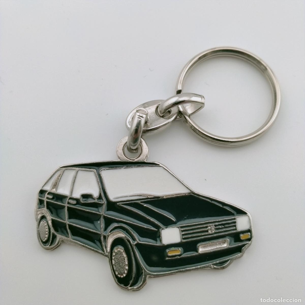 Collection of Keychains: llavero seat ibiza negro