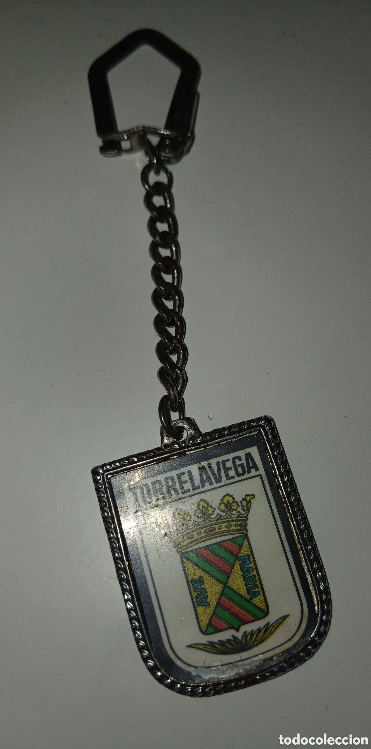 Coleccionismo de llaveros: LLAVERO ESCUDO TORRELAVEGA - Foto 1