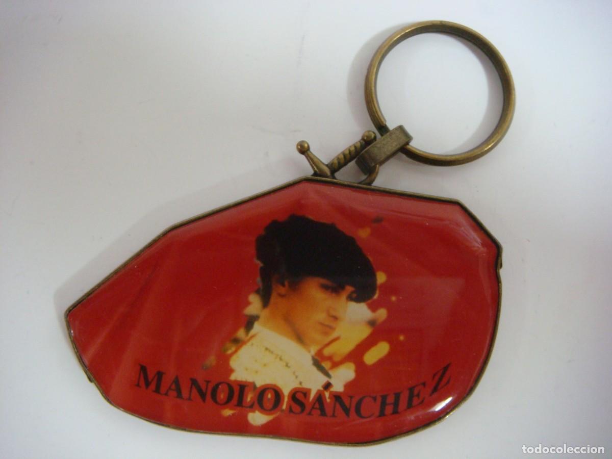 Coleccionismo de llaveros: LLAVERO TAURINO DEL TORERO MANOLO SANCHEZ-(&)