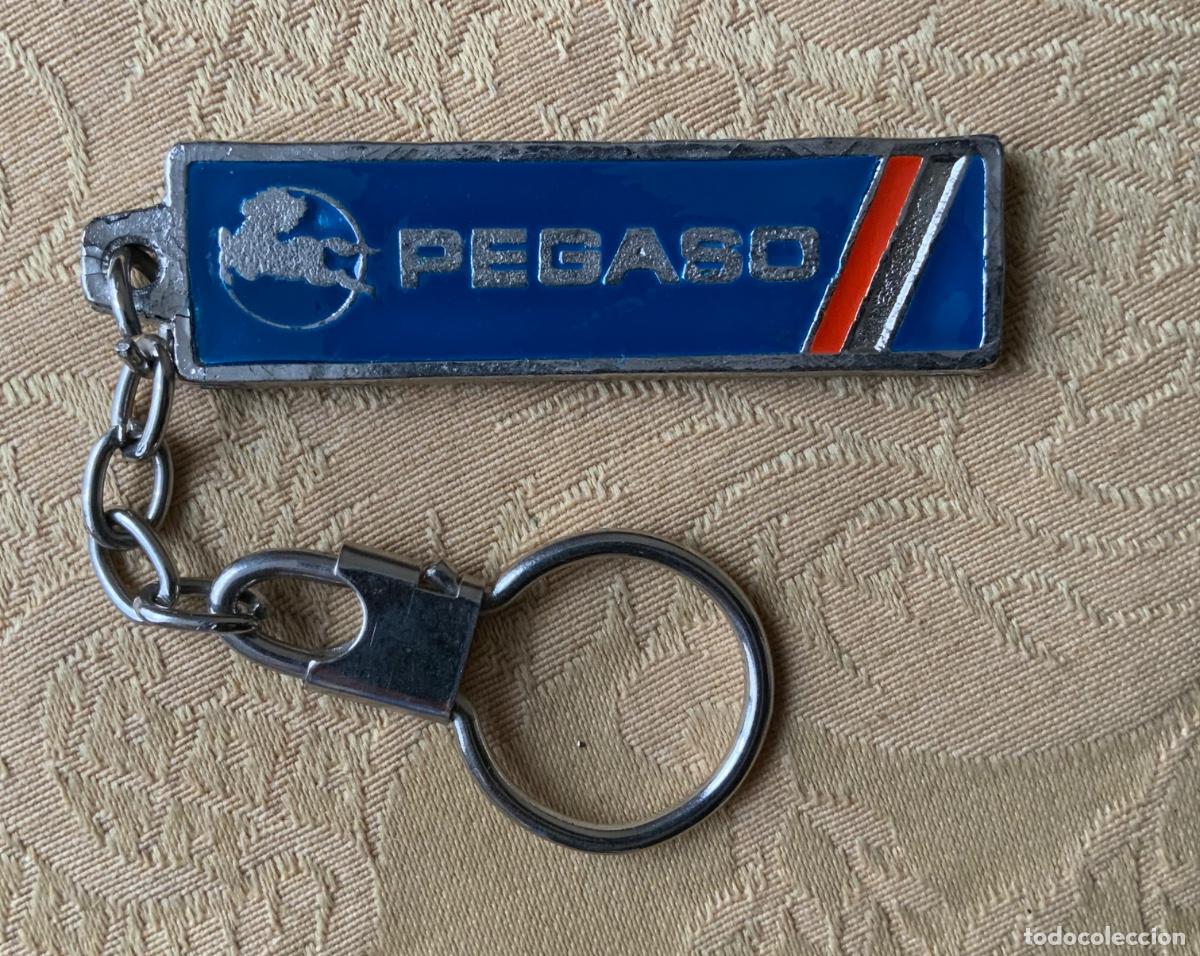 Coleccionismo de llaveros: LLAVERO VINTAGE PEGASO PANAUTO PAMPLONA