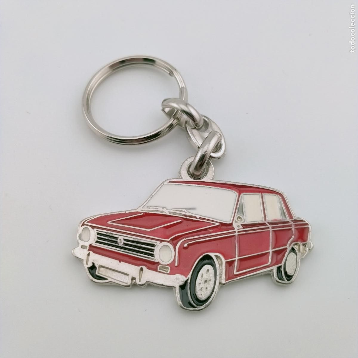 Coleccionismo de llaveros: llavero seat 124 rojo