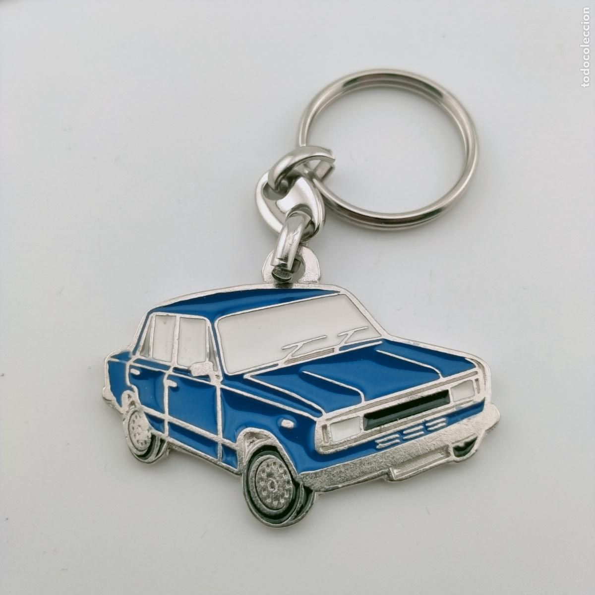 Collectionnisme de portes-cl&eacute;s: llavero seat 124 fc azul