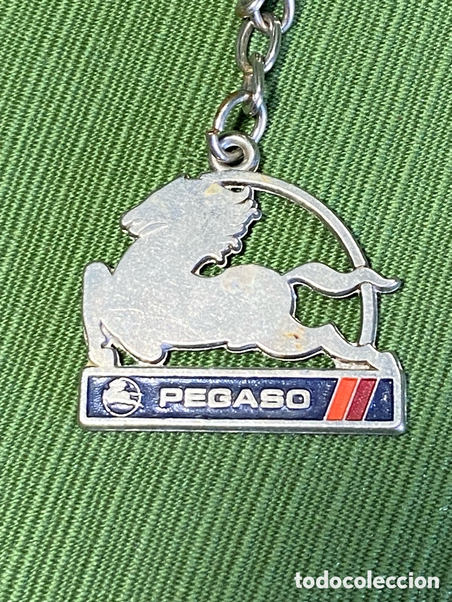Coleccionismo de llaveros: Llavero publicitario Pegaso Troner.