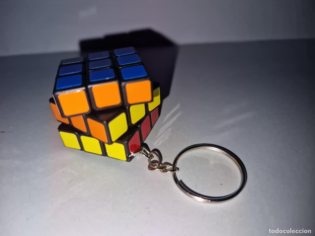 Coleccionismo de llaveros: LLAVERO DE PLASTICO CUBO DE RUBIK
