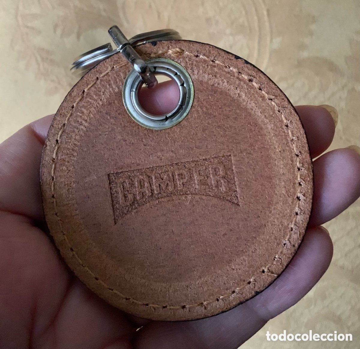 Coleccionismo de llaveros: LLAVERO DE CUERO CAMPER - Foto 3