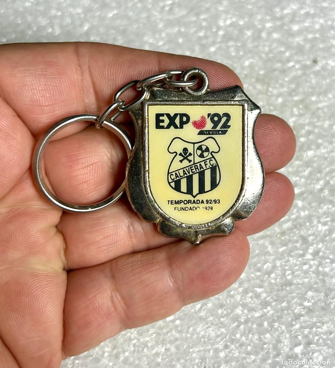 Coleccionismo de llaveros: 3838.Muy RARO Llavero del Calavera Club de F&uacute;tbol homenaje a la Expo '92 de Sevilla fundado en 1928