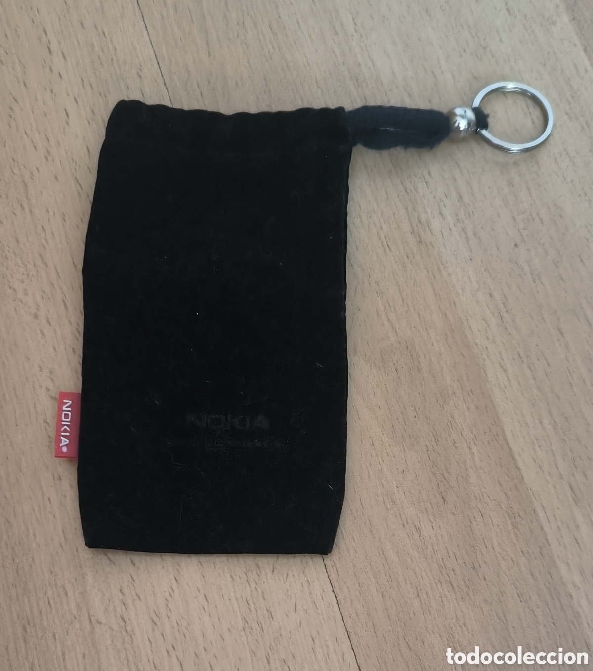 Coleccionismo de llaveros: Funda negra terciopelo Nokia - Foto 1