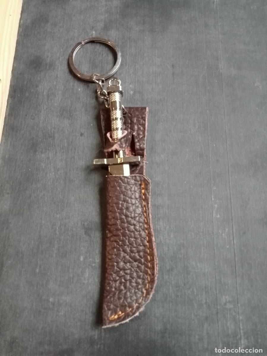 Coleccionismo de llaveros: LLAVERO CUCHILLO CON FUNDA