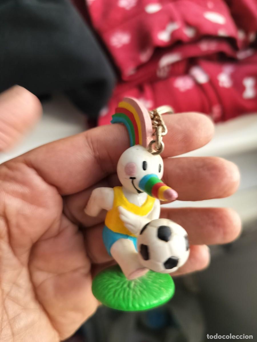 Coleccionismo de llaveros: Llavero Curro 92 - Figura F&uacute;tbol