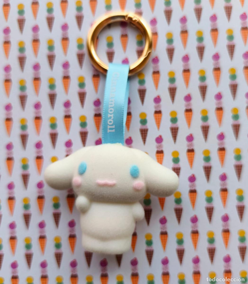 Collectionnisme de portes-cl&eacute;s: Llavero keychain velvet charm Cinnamoroll Sanrio kawaii