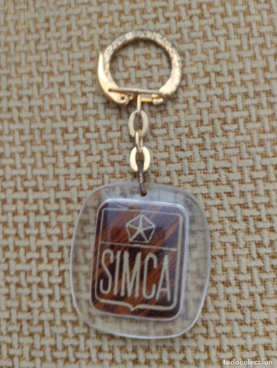 Coleccionismo de llaveros: Llavero antiguo SIMCA - Foto 1