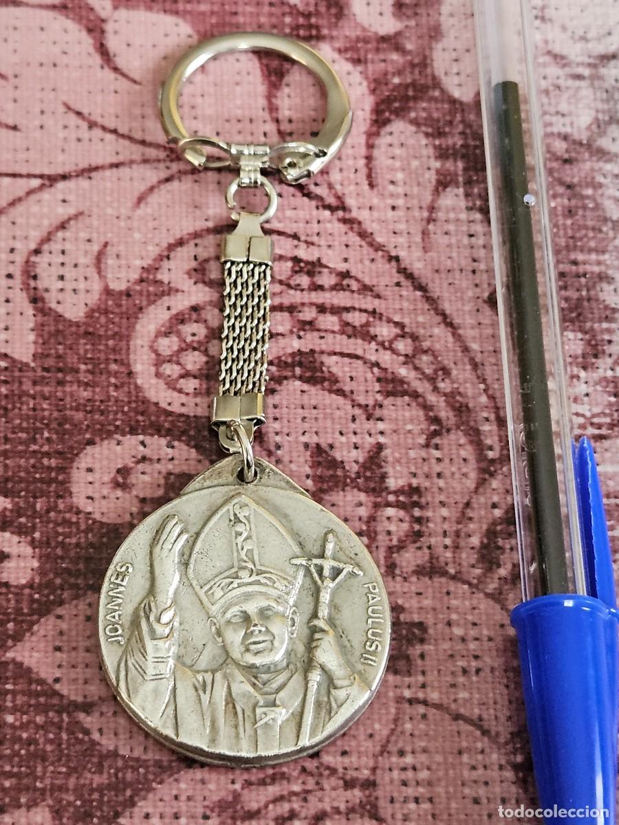 Coleccionismo de llaveros: Antiguo Llavero Met&aacute;lico Joannes Paulus II- Juan Pablo II Souvenir Del Vaticano (Roma).