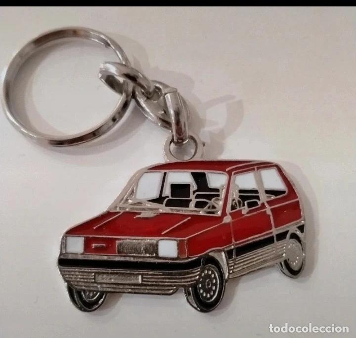 Coleccionismo de llaveros: llavero seat panda rojo