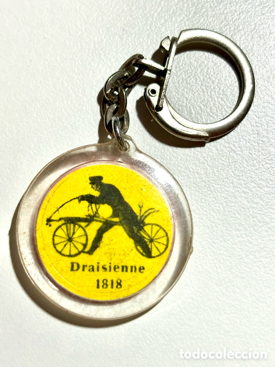 Collection of Keychains: Llavero G.F.M. &rdquo;Draisienne 1818&rdquo; (Vintage, A&ntilde;os 60/70)