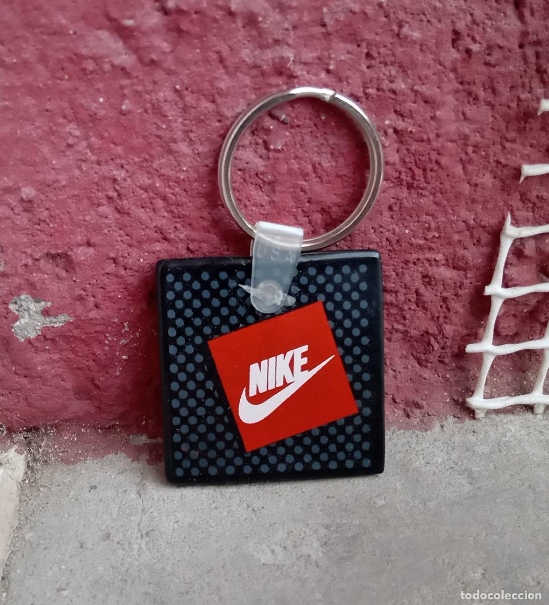 Coleccionismo de llaveros: LLAVERO NIKE ZAPATILLAS SHOES SNEAKERS ROPA TEXTIL NBA BASKETBALL RETRO OG VINTAGE AIR JORDAN