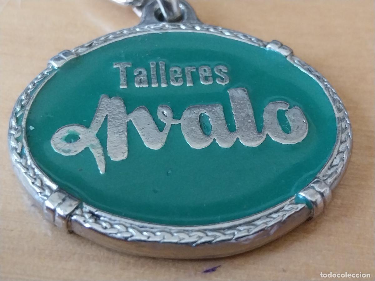 Coleccionismo de llaveros: AVALO TALLERES LLAVERO METAL CROMADO PINTURA LACADA 4,4CMS ANCHO