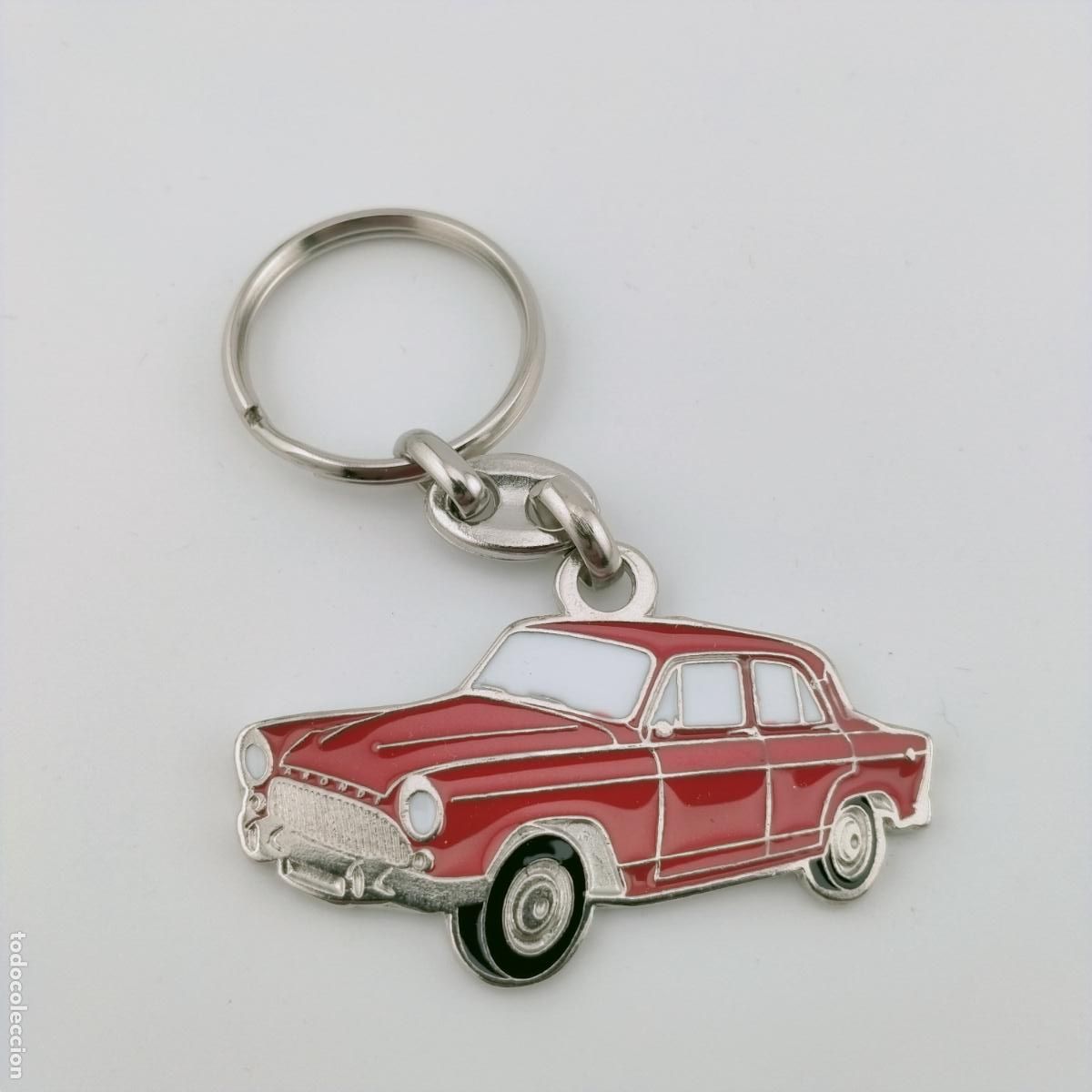 Coleccionismo de llaveros: llavero simca p60 rojo