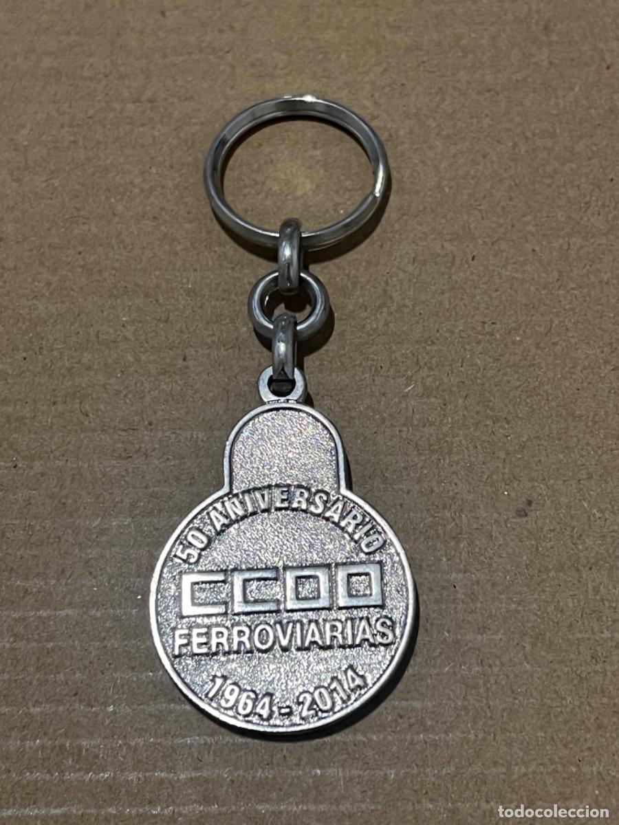 Coleccionismo de llaveros: Llavero tren FERROCARRIL 50 aniversario sindical CCOO FERROVIARIAS 1964-2014