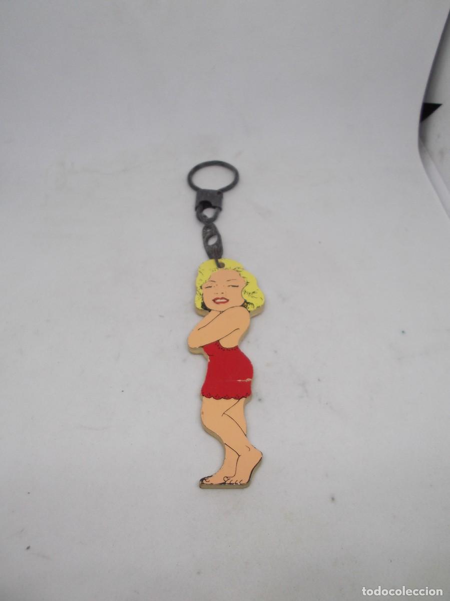 Coleccionismo de llaveros: Llavero de madera de Marilyn Monroe.Vintage - Foto 2