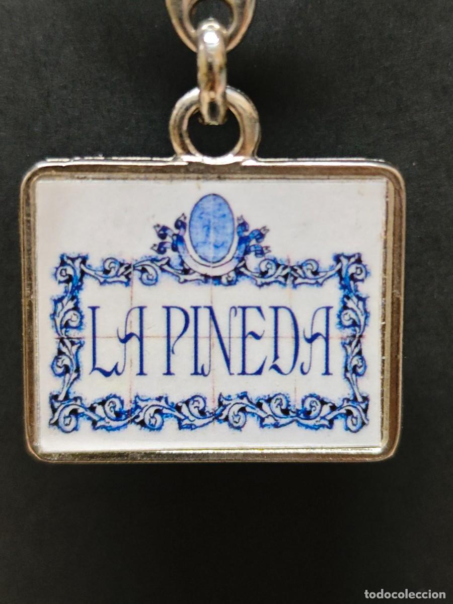 Coleccionismo de llaveros: LLAVERO TURISMO LA PINEDA VINTAGE