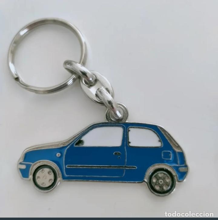 Coleccionismo de llaveros: Llavero Nissan micra azul