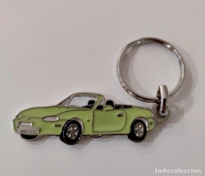 Coleccionismo de llaveros: Llavero Mazda MX-5 NB amarillo