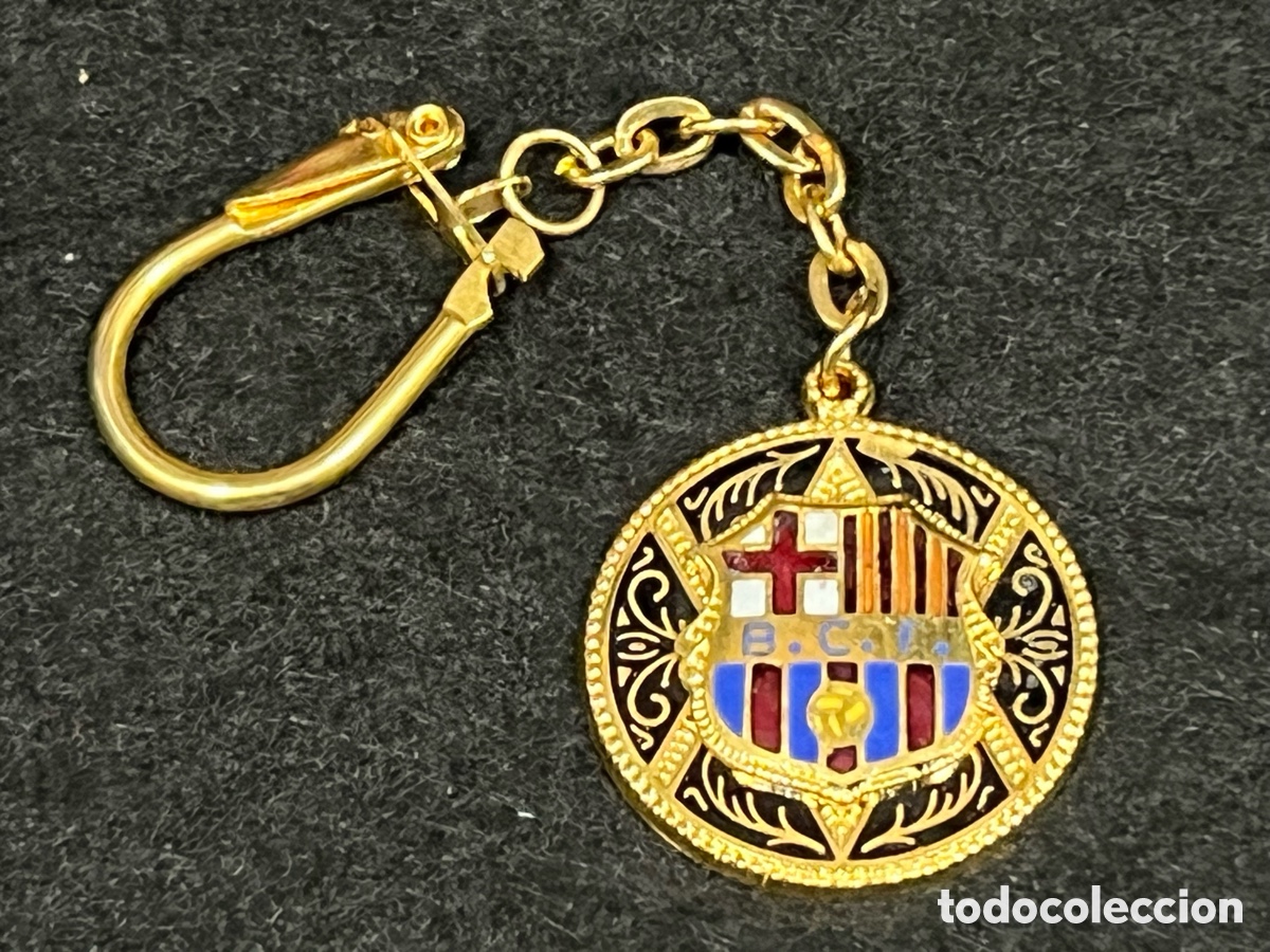 Coleccionismo de llaveros: ANTIGUO LLAVERO FC BARCELONA VINTAGE FUTBOL BAR&Ccedil;A CLAUER ESCUDO ESMALTADO.