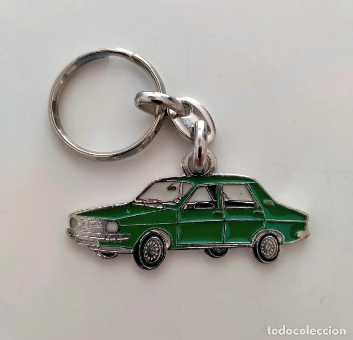 Coleccionismo de llaveros: llavero renault 12 verde