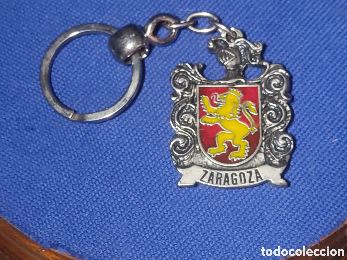 Coleccionismo de llaveros: Llavero escudo her&aacute;ldico de Zaragoza esmaltado & Almacenes Moncayo.