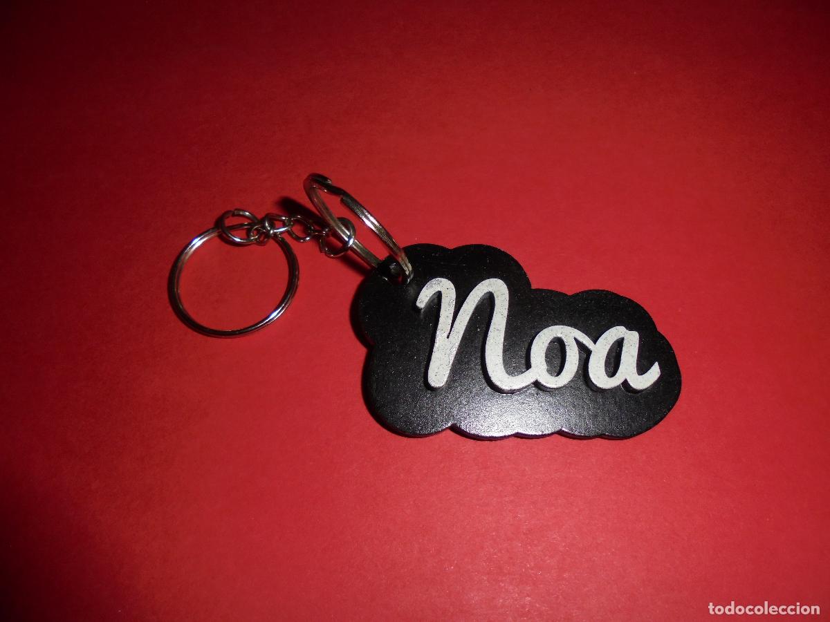 Coleccionismo de llaveros: LLAVERO PERSONALIZADO CON NOMBRE EN MADERA - NOA - PINTADO A MANO - REGALO ORIGINAL