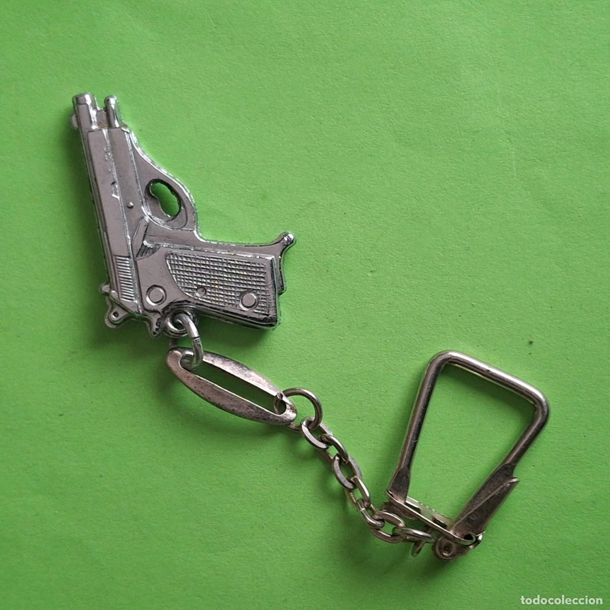 Coleccionismo de llaveros: LLAVERO - PISTOLA REVOLVER ARMA - TEMATICA ARMAMENTO ARMAS DE FUEGO - PLASTICO