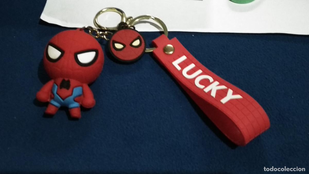 Coleccionismo de llaveros: Llavero Spiderman GOMA DURA CON CORREA LUCKY. Estilo Animado