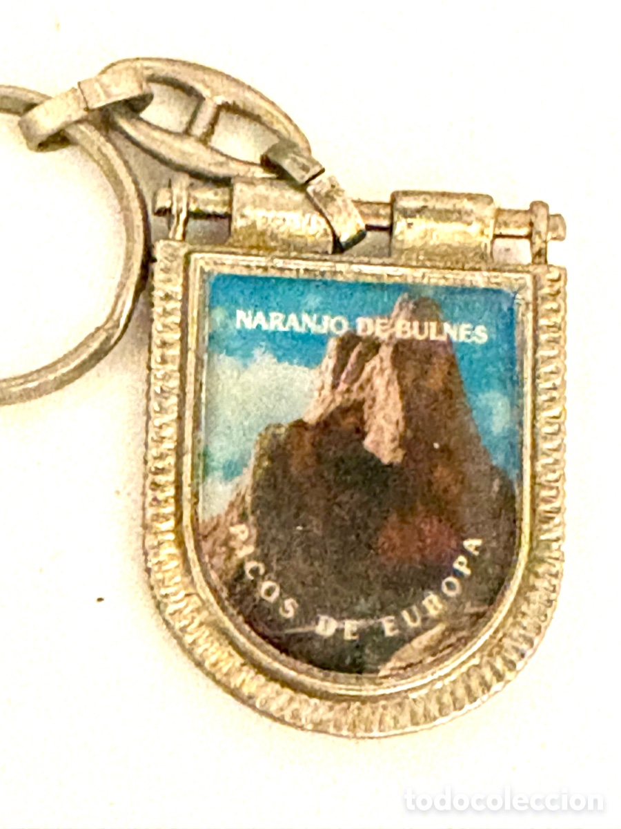 Coleccionismo de llaveros: Llavero Vintage Picos de Europa - Naranjo de Bulnes / Ruta del Cares (A&ntilde;os 70/80)