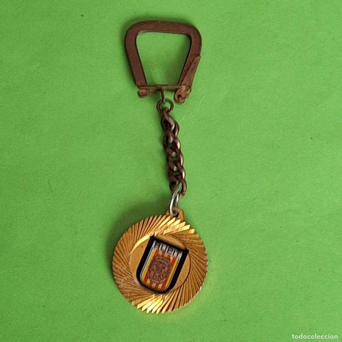 Collectionnisme de portes-cl&eacute;s: LLAVERO - ESCUDO RUPIT (ESCUDO PEGATINA SOBRE LLAVERO)